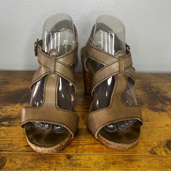 Frye Joy Tan Leather Sling Back 3” Heel Sandals 8* Strap Buckle - Picture 2 of 10